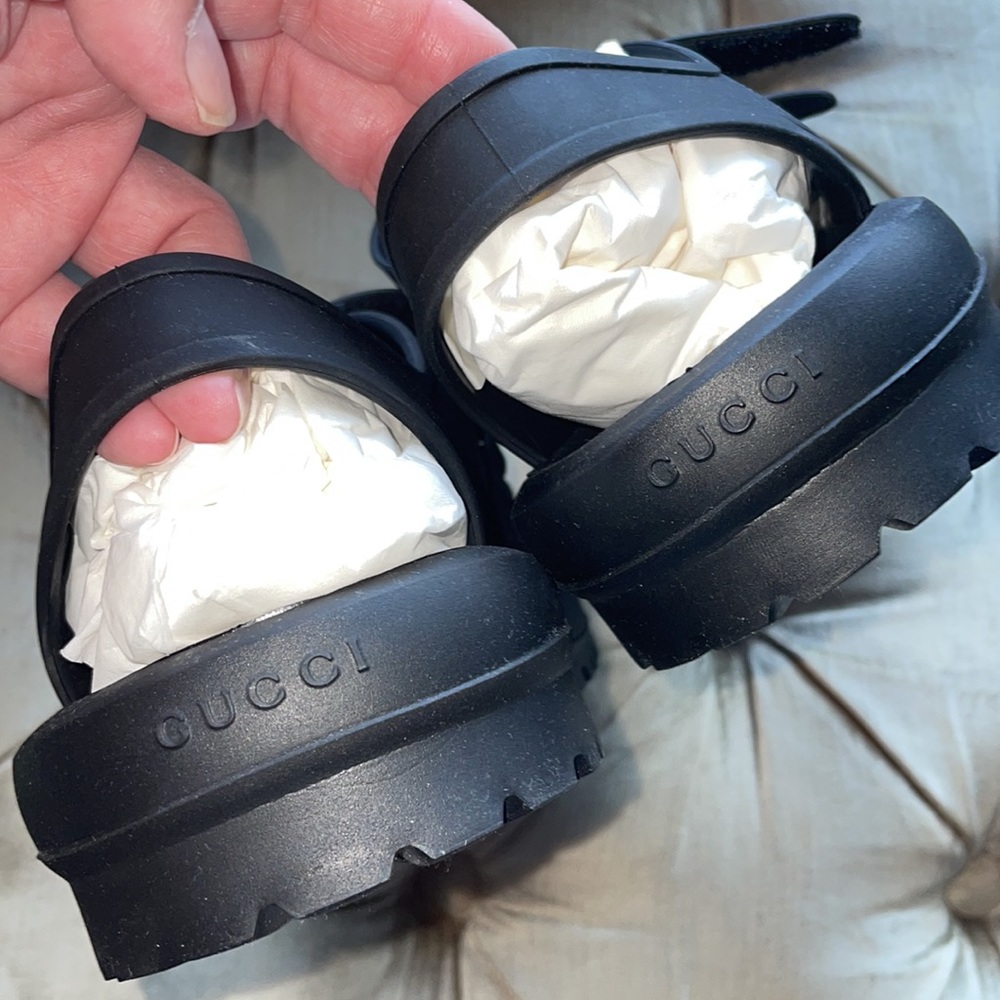 New authentic Gucci hiking sport sandal - Picture 5 of 15